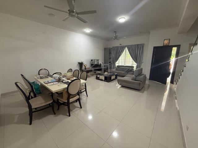 Puchong, Meranti Jaya 2.5 storey terrace house to sale renovated 1