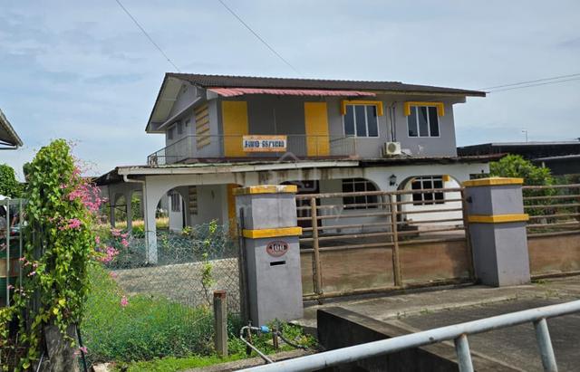 Arang Road 21 PTS Land with Old Detach Bungalow For Sale 1