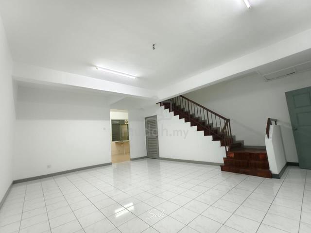 (NEWLY PAINTED NEAR BMC MALL) 2 STY HOUSE Bandar Mahkota Cheras South 1