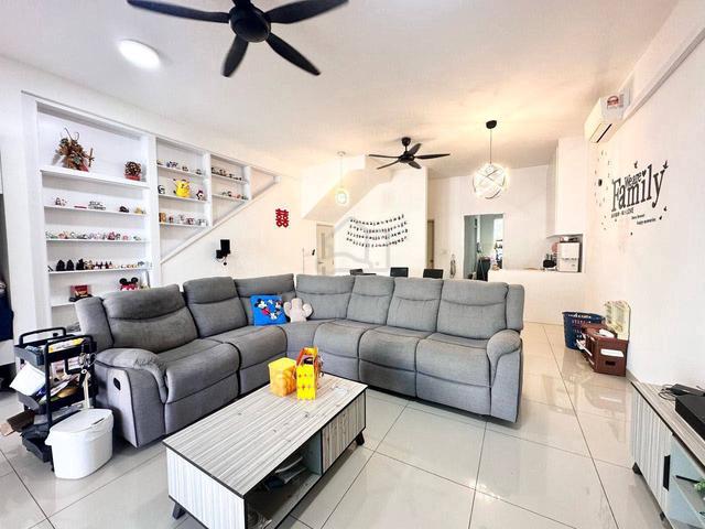 22x75 Aspira Lakehomes Double Storey Gelang Patah 1