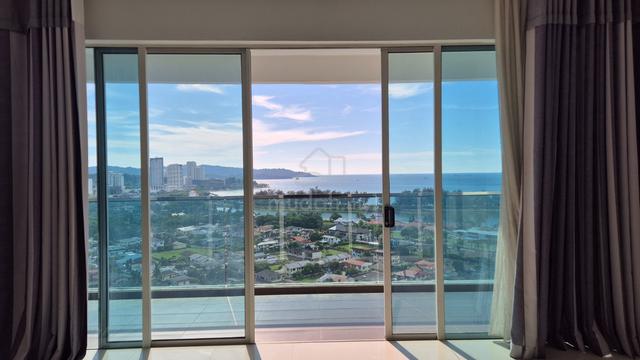 The Bay Residences 1