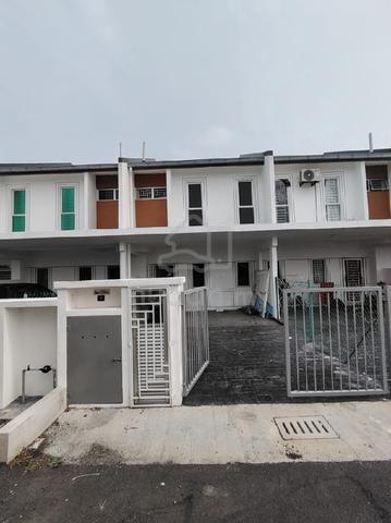 Rumah Sewa Bandar Mahkota, Banting 1