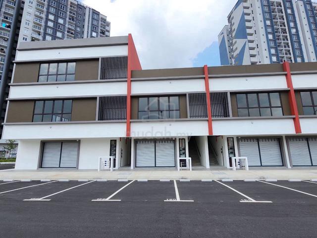 Brand New/ Main Road Commercial Shop Lot Laman Idaman Bukit Jelutong 1