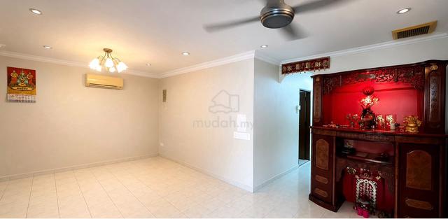 Rumah teres yang telah diubah suai 1