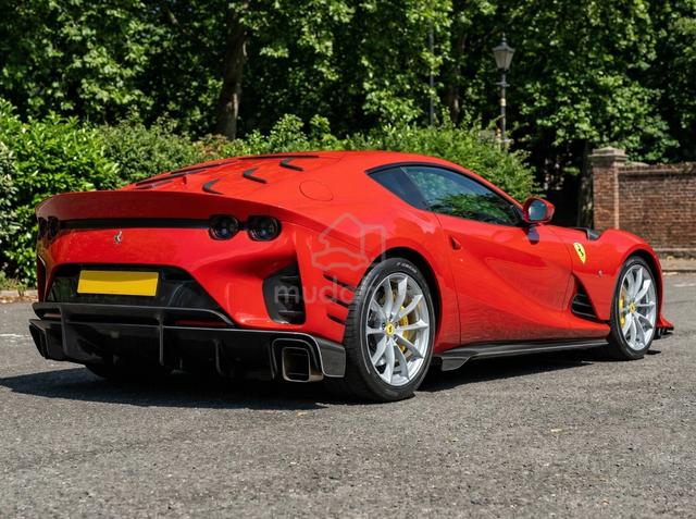 2022 Ferrari 812 Competizione Ltd Edition 1/999 - 2
