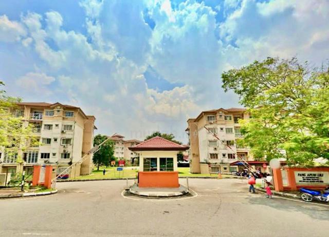 Pangsapuri Lily Bukit Subang Shah Alam 1