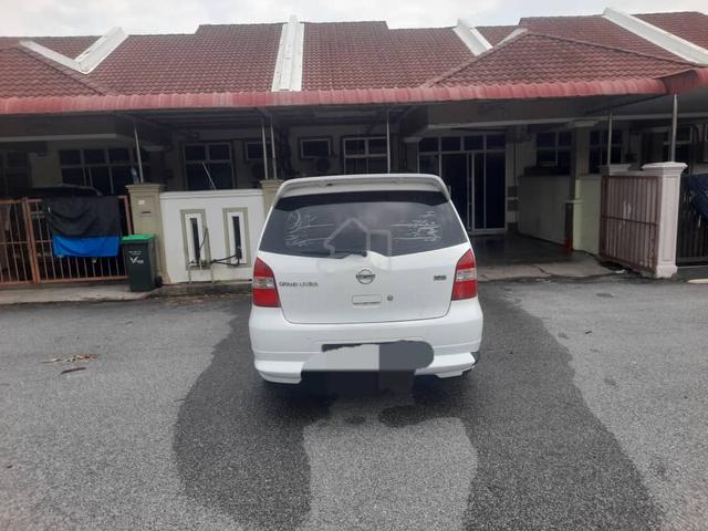 2011 Nissan GRAND LIVINA 1.8 IMPUL (A) - 2