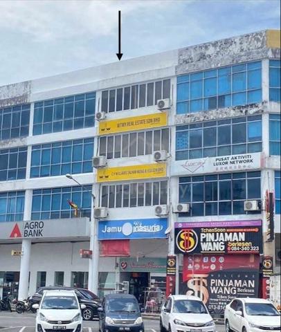 Town Centre -Ground Floor Shoplot for Rent 1