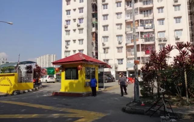 Genting Court Condominium 1