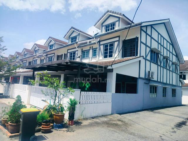 Victoria Cottage, Sitiawan - 2 Storey End Lot Link House for Sale 1