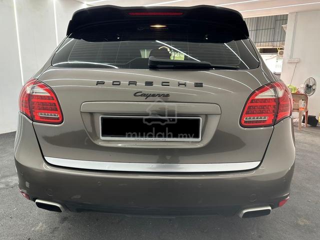 2011 Porsche CAYENNE 3.6 BlackInterior / Warranty - 4