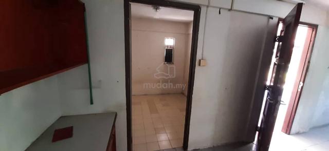 Corner Lot 2 Tingkat 1
