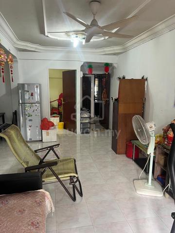 Flat Sri Lanang (Desa Tebrau) 1