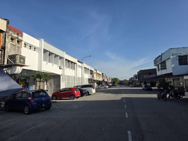 1.5 Storey Semi-D For Sale (Butterworth) 1