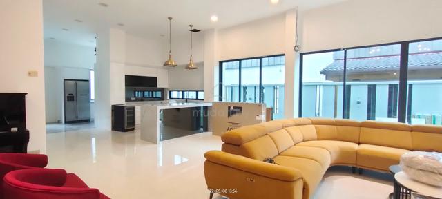 Fully Furnished Semi D For Rent @ Bandar Kinrara 1