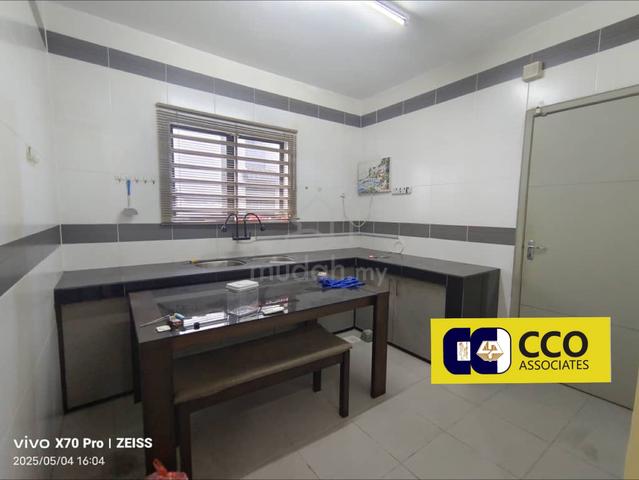 Station 18 Pengkalan Tiara Double Storey Terrace House 5