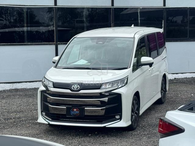 2022 Toyota NOAH 2.0 Z (A) - 1