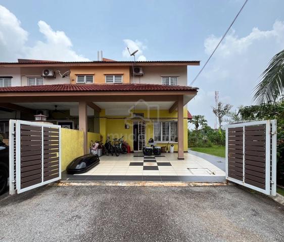 CORNER LOT & FACING OPEN 2Storey Taman Idaman Murni Salak Tinggi 1