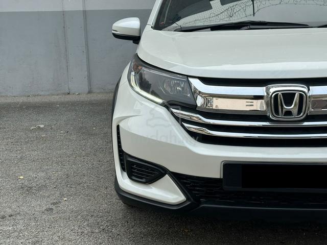 2021 Honda BR-V 1.5 E  (A) - 4
