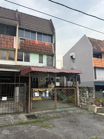 END LOT🔥 | 3 Storey Terrace Taman Melur, Ampang 1