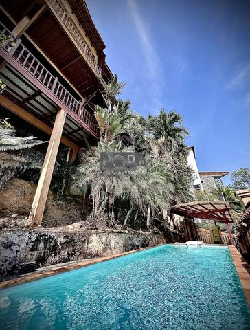 An Iconic Balinese Seaview Retreat in a Private Cul-de-Sac, Pearl Hill 1