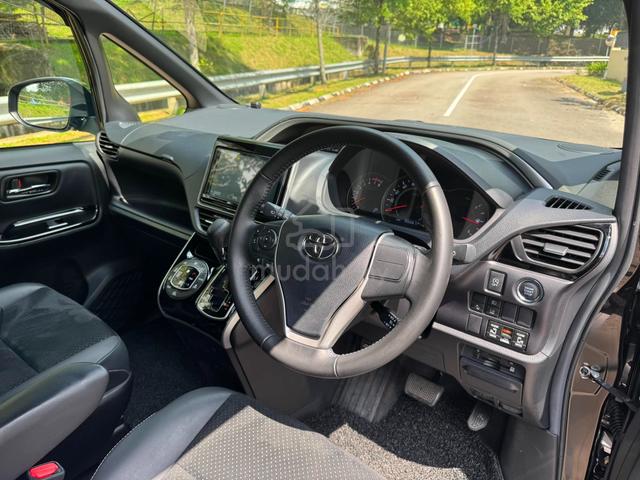 2021 Toyota VOXY 2.0 ZS KIRAMEKI III (A) - 5