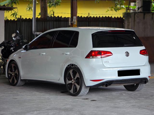 (Loan Kedai) 14/15 CBU Volkswagen GOLF 2.0 GTi (A) - 5