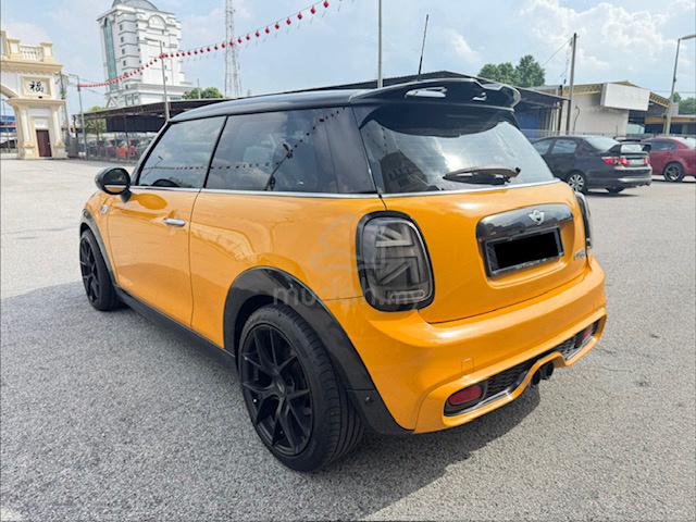 2015 Mini COOPER 2.0 S (A) JCW Line bodykit - 4