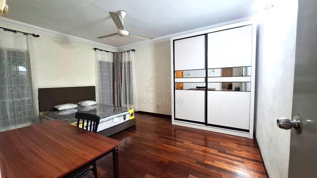 Fully Furnished Jalan Ipoh Master Room for Rent! Near MRT! 1