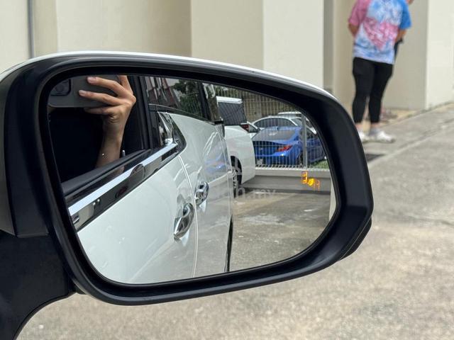 2024 Toyota ALPHARD 2.5 Z (A) - 5