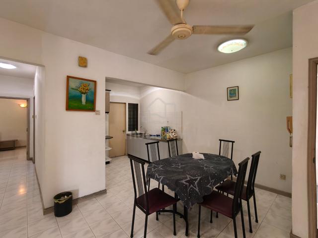 Marina Bay Condominium 1