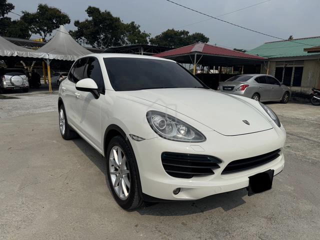 2012/2016 Porsche CAYENNE 3.6 958 (LOAN KEDAI) - 2