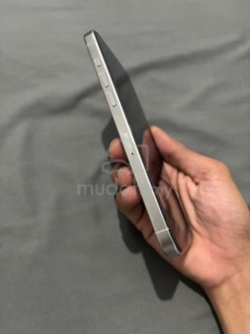 iPhone 15 Pro Max 256GB – White Titanium - photo 4 of 6
