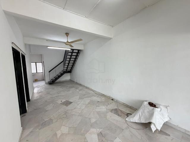 [ Parking+Nice ] 1.5sty House , Taman Garing Jaya , Garing , Rawang 1