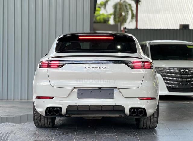 2023 Porsche CAYENNE GTS 4.0 COUPE UK Full Spec - 4