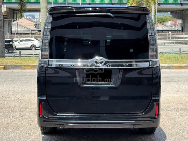 2016 Toyota VOXY 2.0 ZS Kirameki II Edition MPV - 4