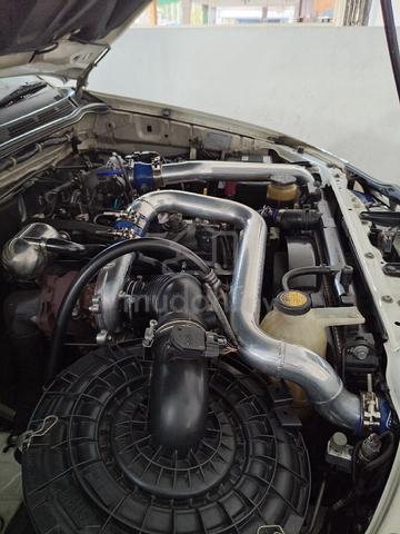 2012 Toyota HILUX 2.5 G (A) - 2
