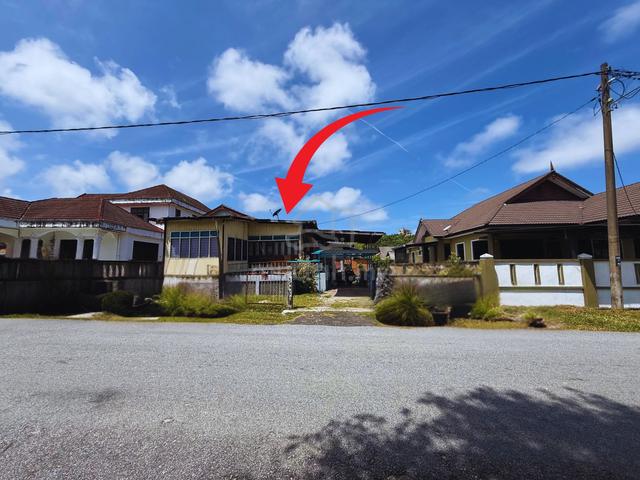 Tanah Lot Banglo bersaiz 484m² + Rumah Kampung di Gong Kapas, K.TRG 1