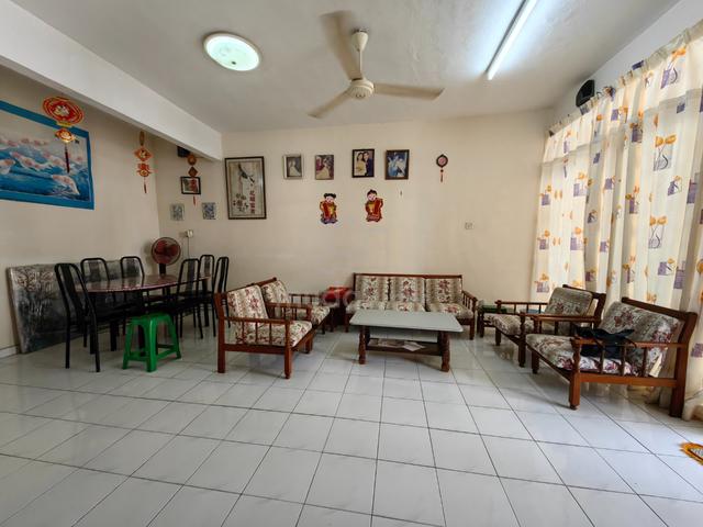 Below Bank Value 2 storey Terrace House Taman Jati, Batu Berendam 1