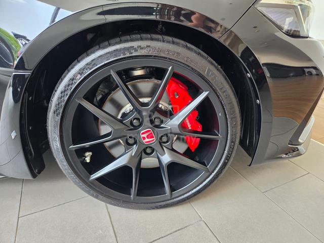 2025 Honda CIVIC 2.0 TYPE R FL5 (M) RACING BLACK - 5