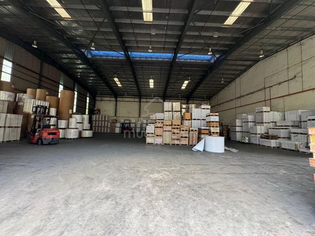 SERI ALAM 57000 SQFT 100 AMP LIGHT INDUSTRY Detached Factory FOR RENT 1