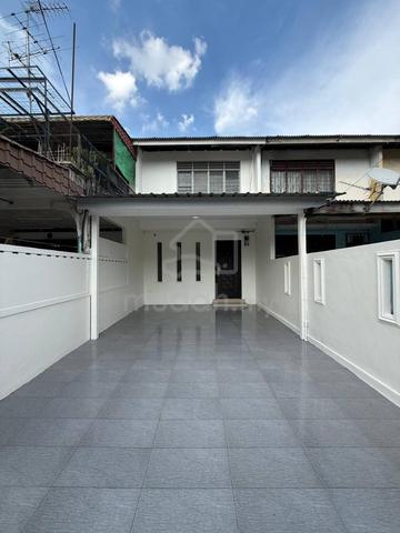 Johor Jaya Johor Bahru Low Cost Dua Tingkat Full Loan Siap Renovated 1