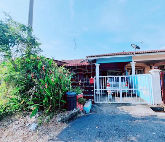 Teres Setingkat Taman Seri Telok Mas Melaka 1