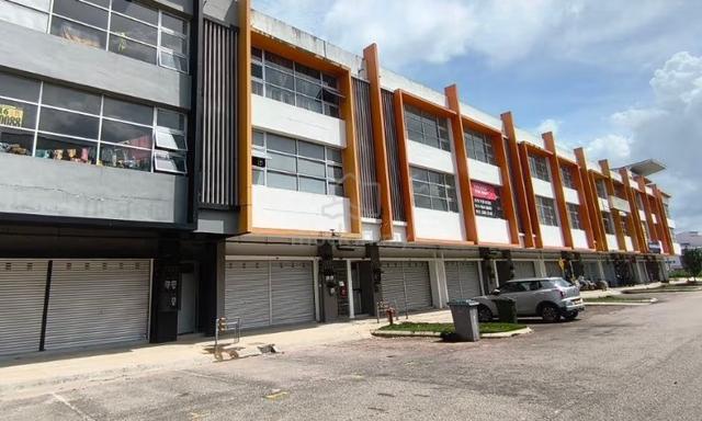 Taman Nusantara 3 Storey Shop Lot Iskandar Puteri Johor Bahru 1