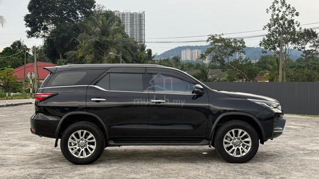 2022 Toyota FORTUNER SRZ 2.7L (A) F.SERV.R.TOYOTA - 4