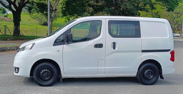 2014 Nissan NV200 VANETTE 1.6 SEMI PENAL VAN (M) - 2