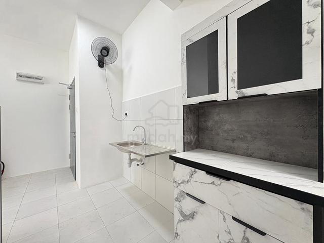 Residensi Acacia 2
