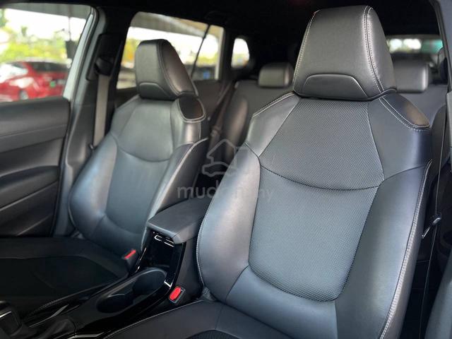2022 Toyota COROLLA CROSS 1.8 HYBRID -50K LOW MIL - 4
