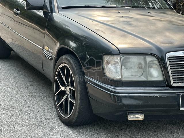 1993 Mercedes Benz 200E 2.0Auto - 5