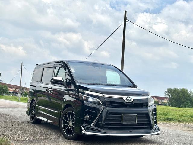 2018 Toyota VOXY 2.0 ZS KIRAMEKI (A) - 4
